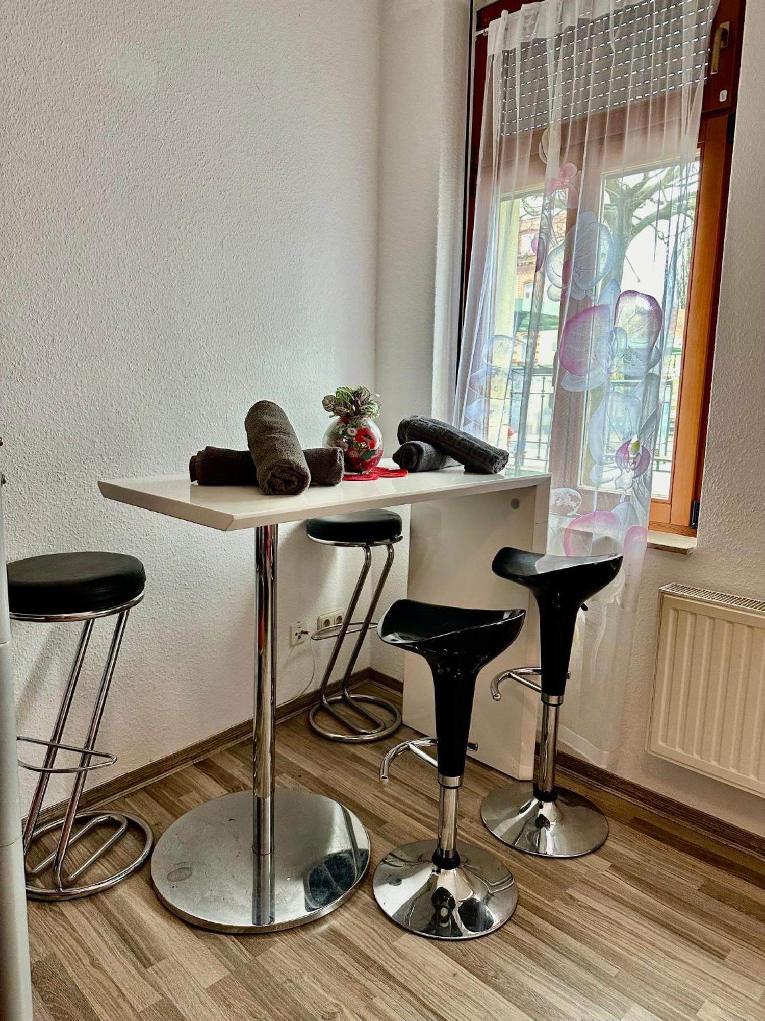 Ferienzimmer Healing Und Montuerwohnung Weißenfels Εξωτερικό φωτογραφία